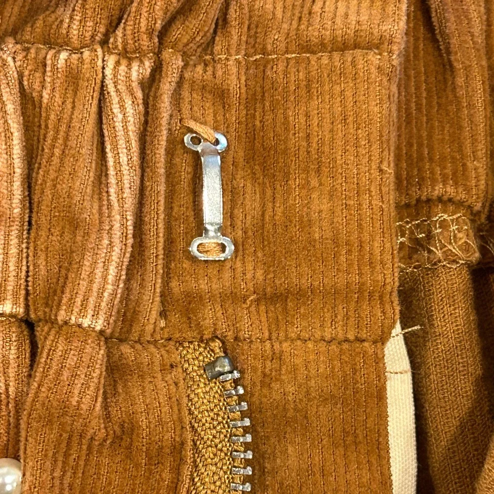 Fantastic Fawn Brown Corduroy Cuff Short with Pearl Accent Paper Bag Waist L